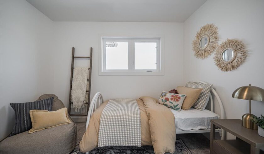 510 Hamm Cres - Bedroom