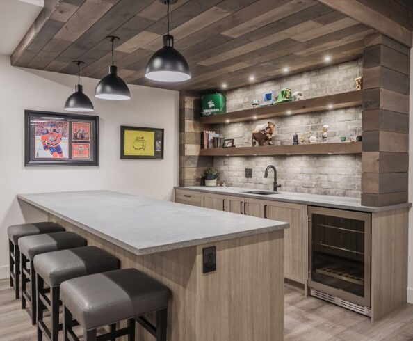 Custom home Saskatoon infill