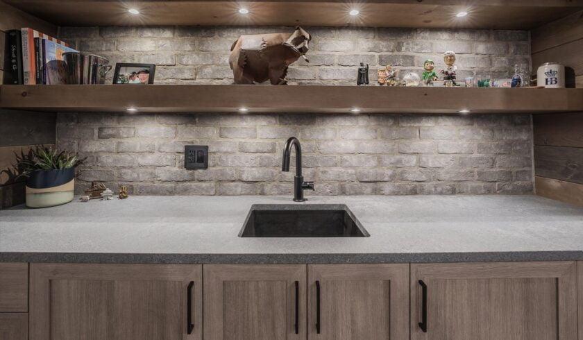 Custom home Saskatoon infill