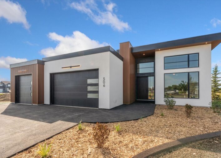 Lexis Showhome